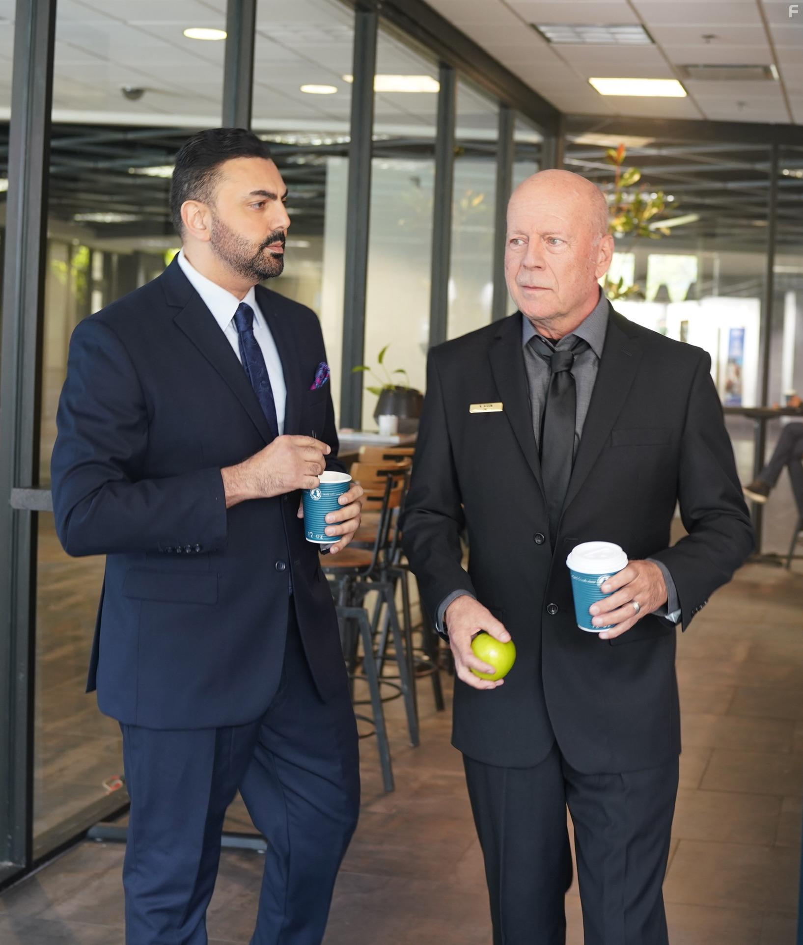 Bruce Willis and Mohamed Karim in A Day to Die (2022)