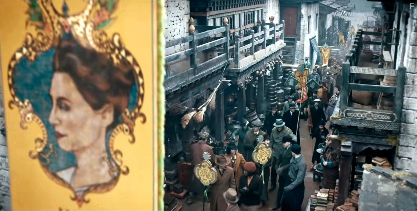 Jude Law in Fantastic Beasts: The Secrets of Dumbledore (2022)