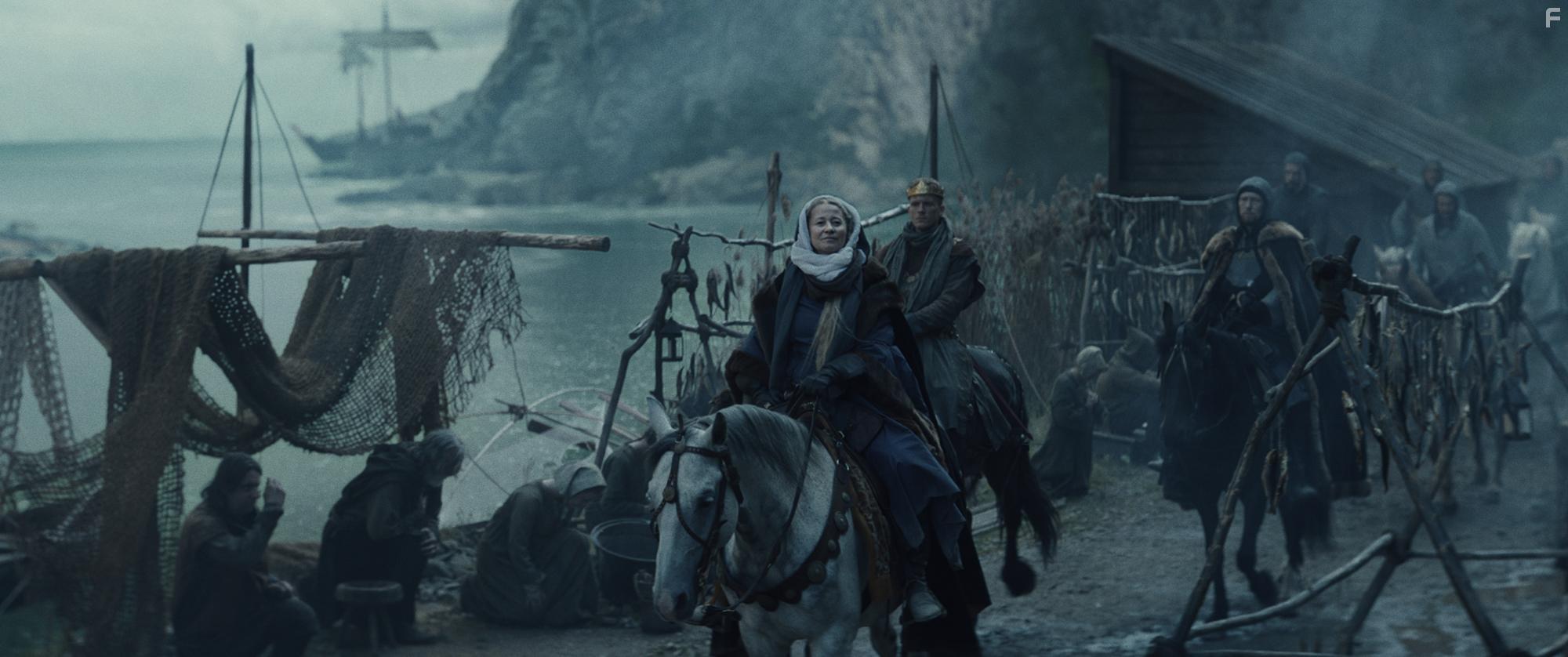 Trine Dyrholm, Simon J. Berger, and Morten Hee Andersen in Margrete den frste (2021)