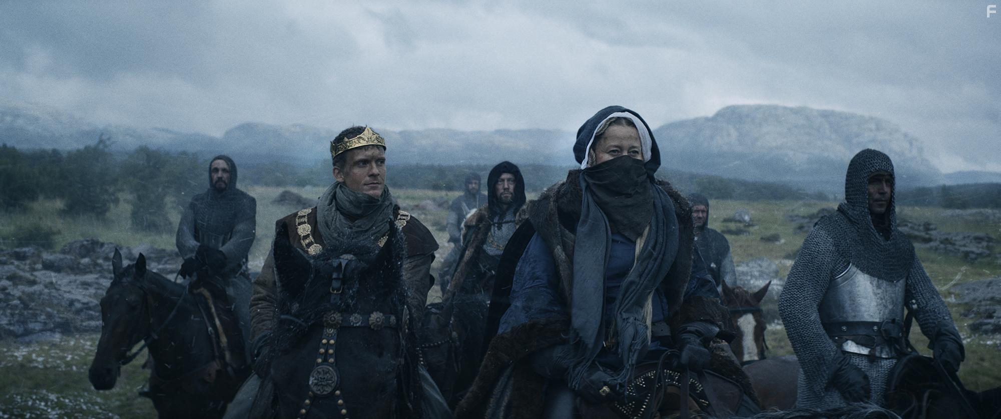 Trine Dyrholm and Morten Hee Andersen in Margrete den frste (2021)