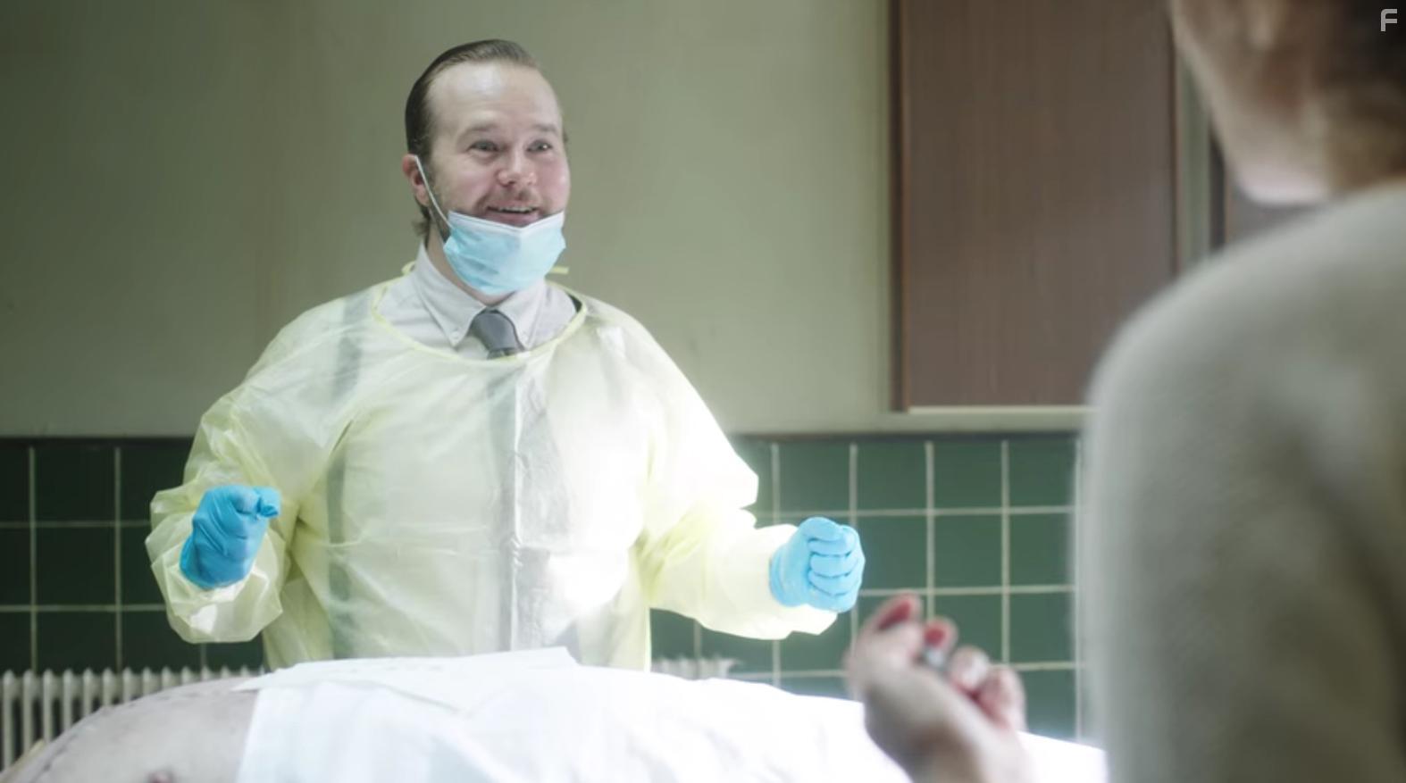 Elias Holmen Srensen in Post Mortem: Ingen dr p Skarnes (2021)