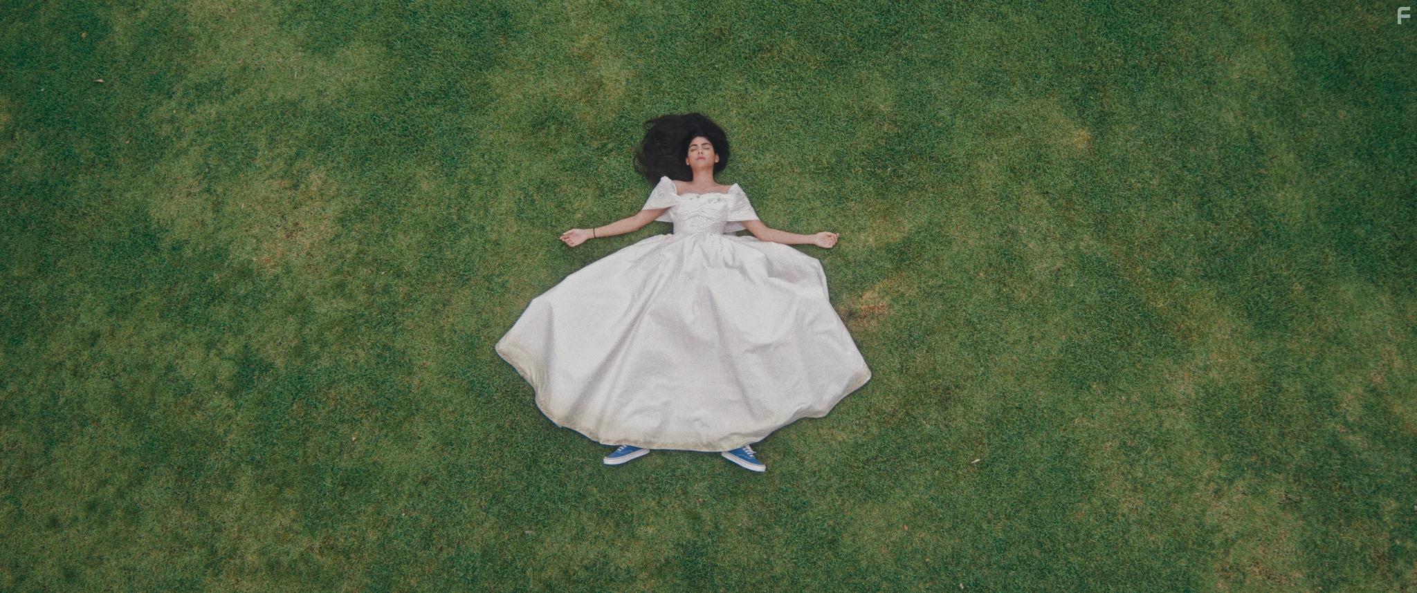 Elizabeth Grimaldo in Algo Azul (2021)