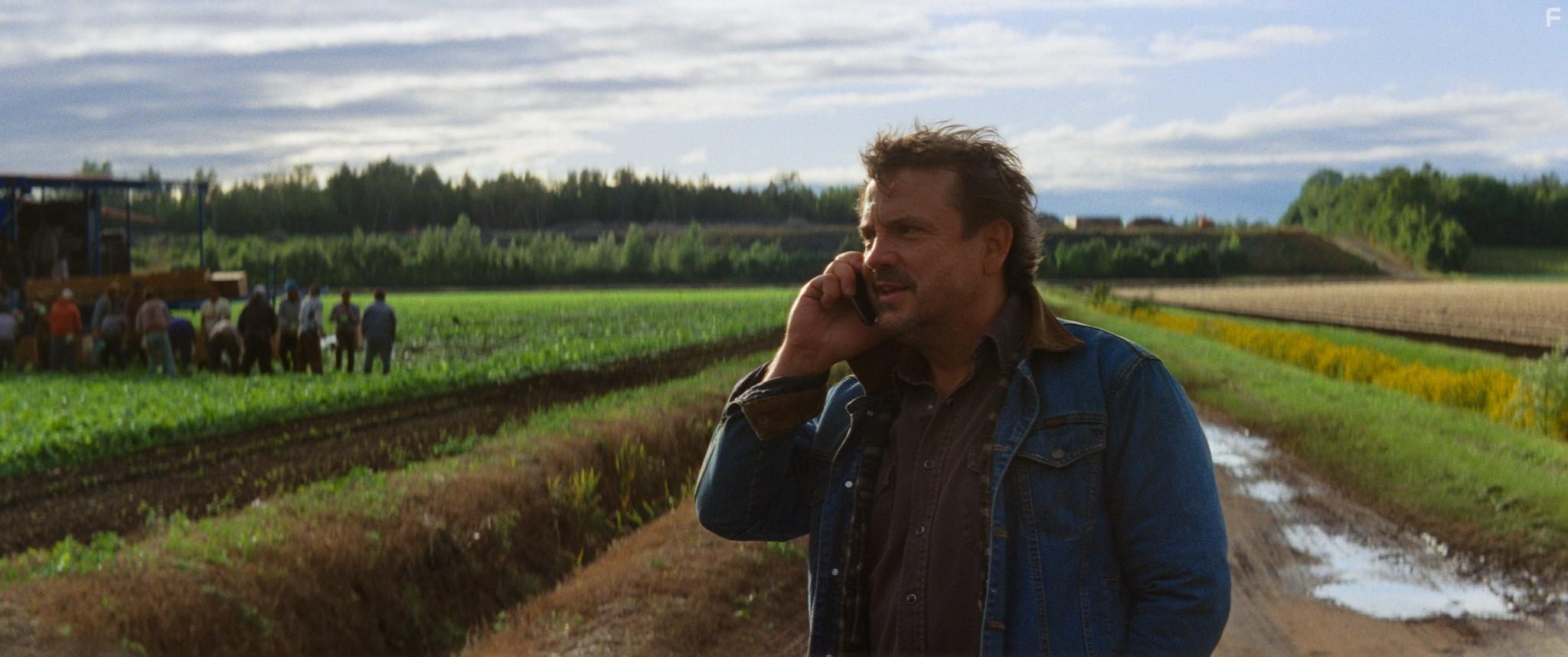 Claude Legault in Les oiseaux ivres (2021)