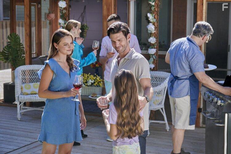 Ish Morris, Randy Thomas, Alyssa Gervasi, Kevin McGarry, Kayla Wallace, and Kathryn Kohut in Feeling Butterflies (2022)