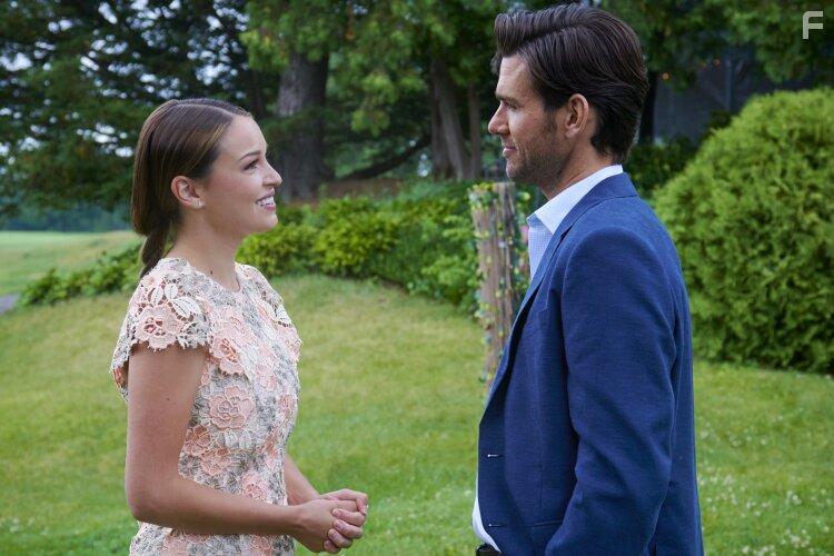 Kevin McGarry and Kayla Wallace in Feeling Butterflies (2022)