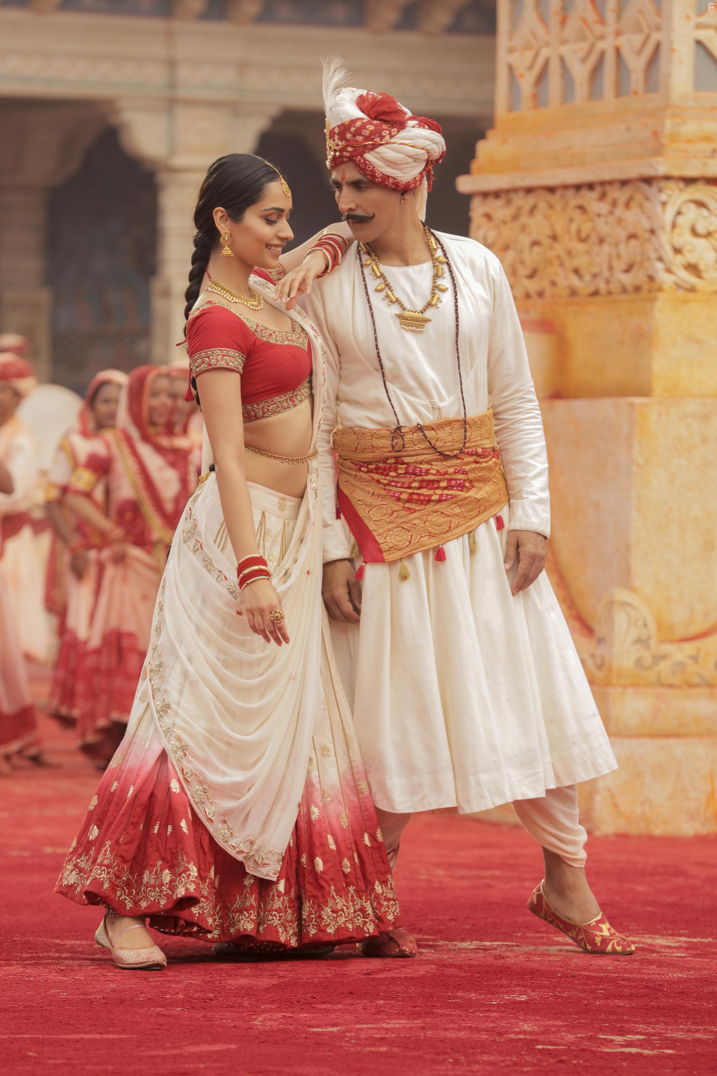 Akshay Kumar and Manushi Chhillar in Samrat Prithviraj (2022)