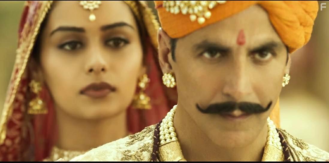 Akshay Kumar and Manushi Chhillar in Samrat Prithviraj (2022)
