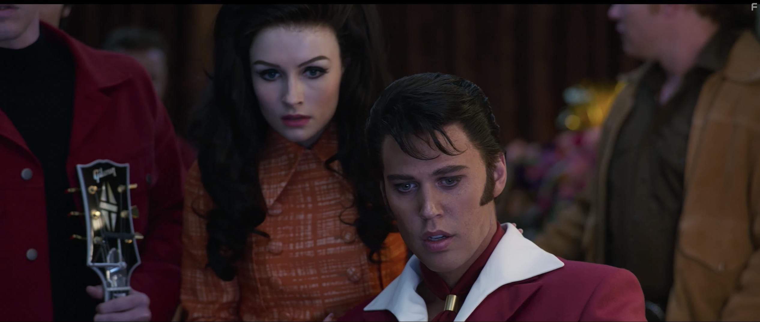 Austin Butler and Olivia DeJonge in Elvis (2022)