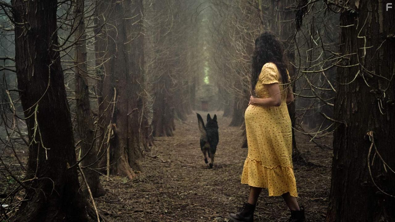 Hannah John-Kamen in Unwelcome (2022)