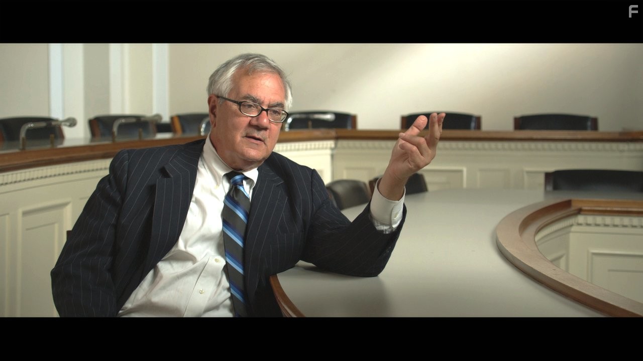 Barney Frank in Инсайдеры (2010)