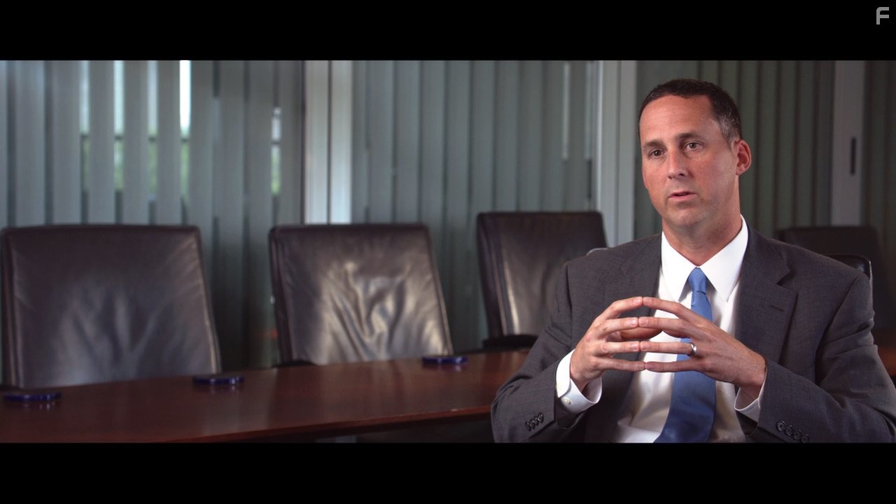 Scott Talbott in Инсайдеры (2010)