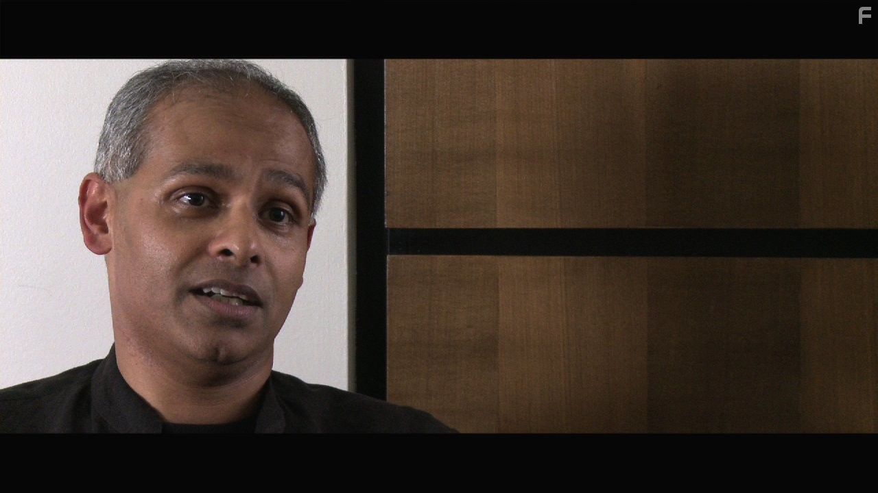 Satyajit Das in Инсайдеры (2010)