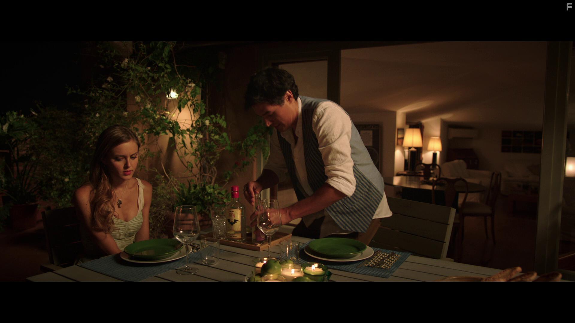 Una famiglia mostruosa (2021)