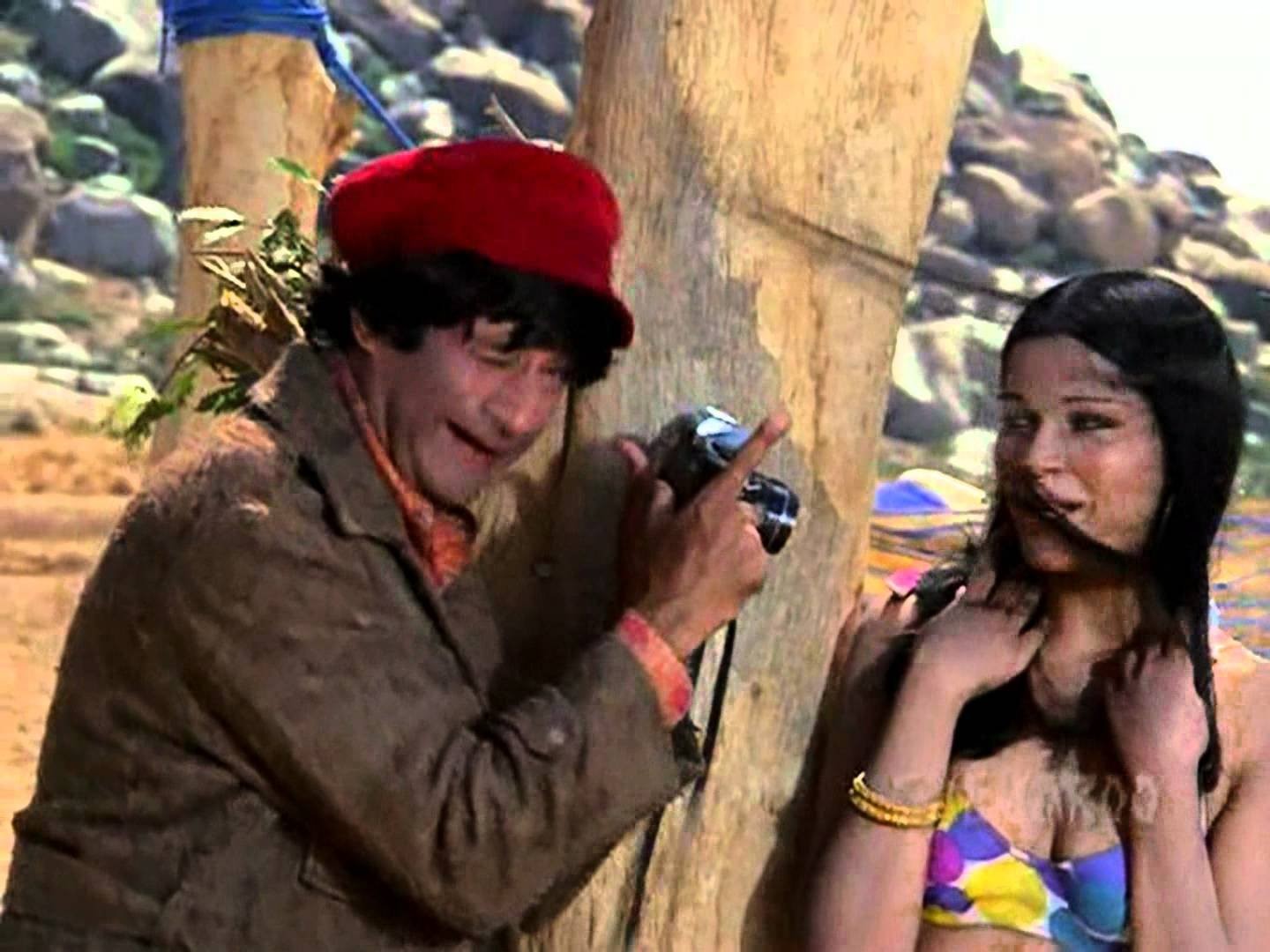 Dev Anand and Zeenat Aman in Heera Panna (1973)