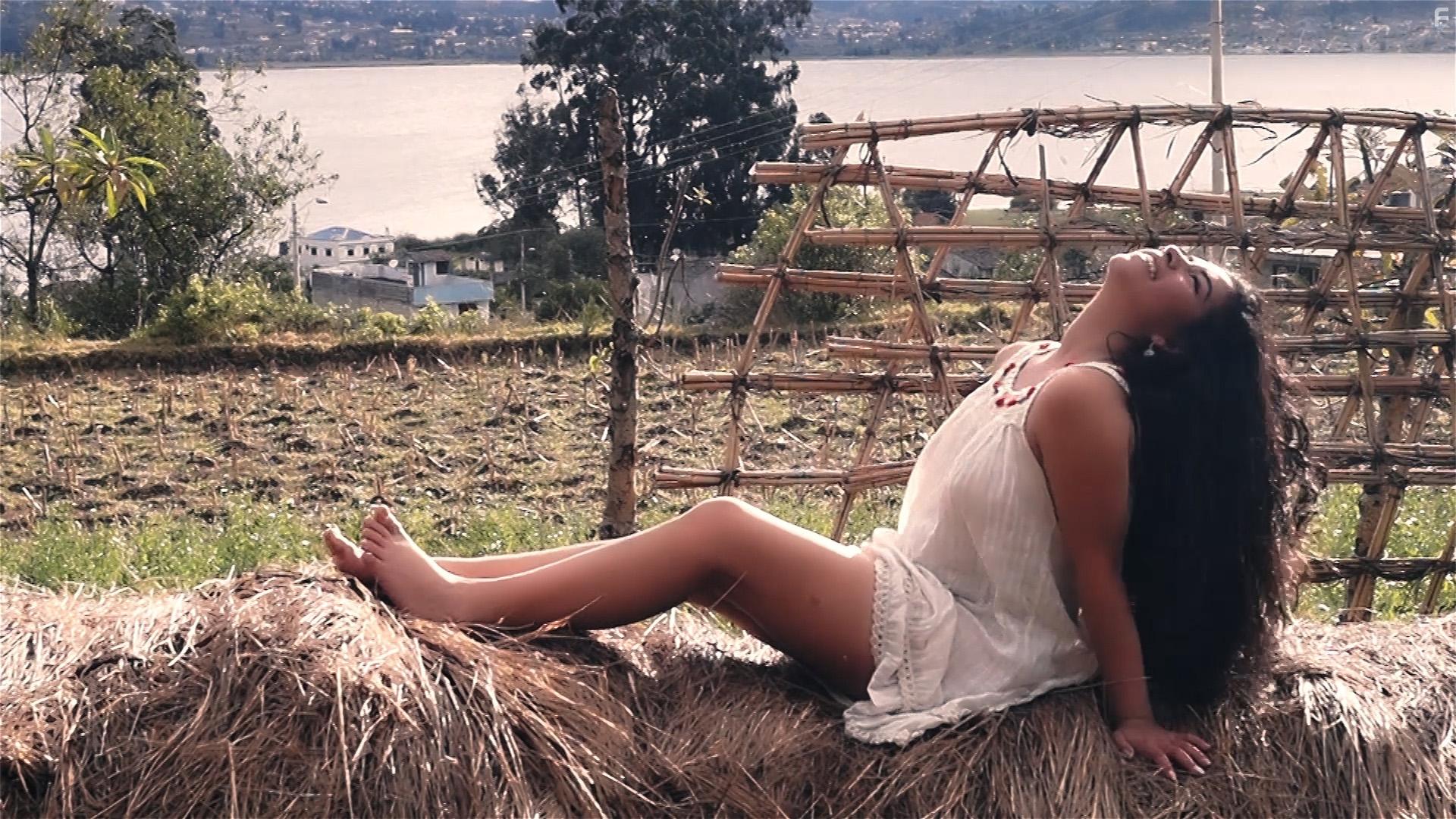 Alisson Guerrero in La Chica del Lago (2021)