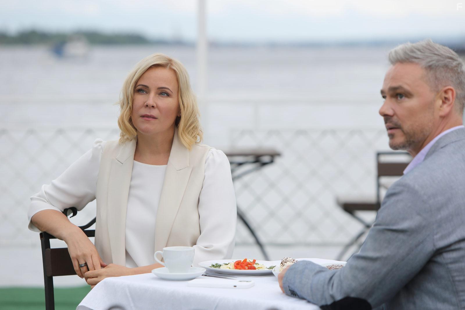 Пригласи в дом призрака #1