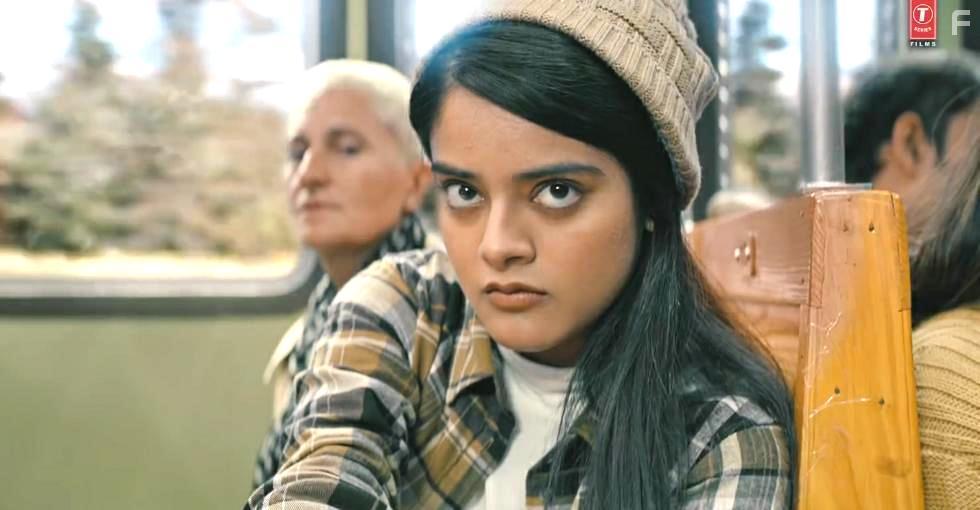 Riddhi Kumar in Radhe Shyam (2022)