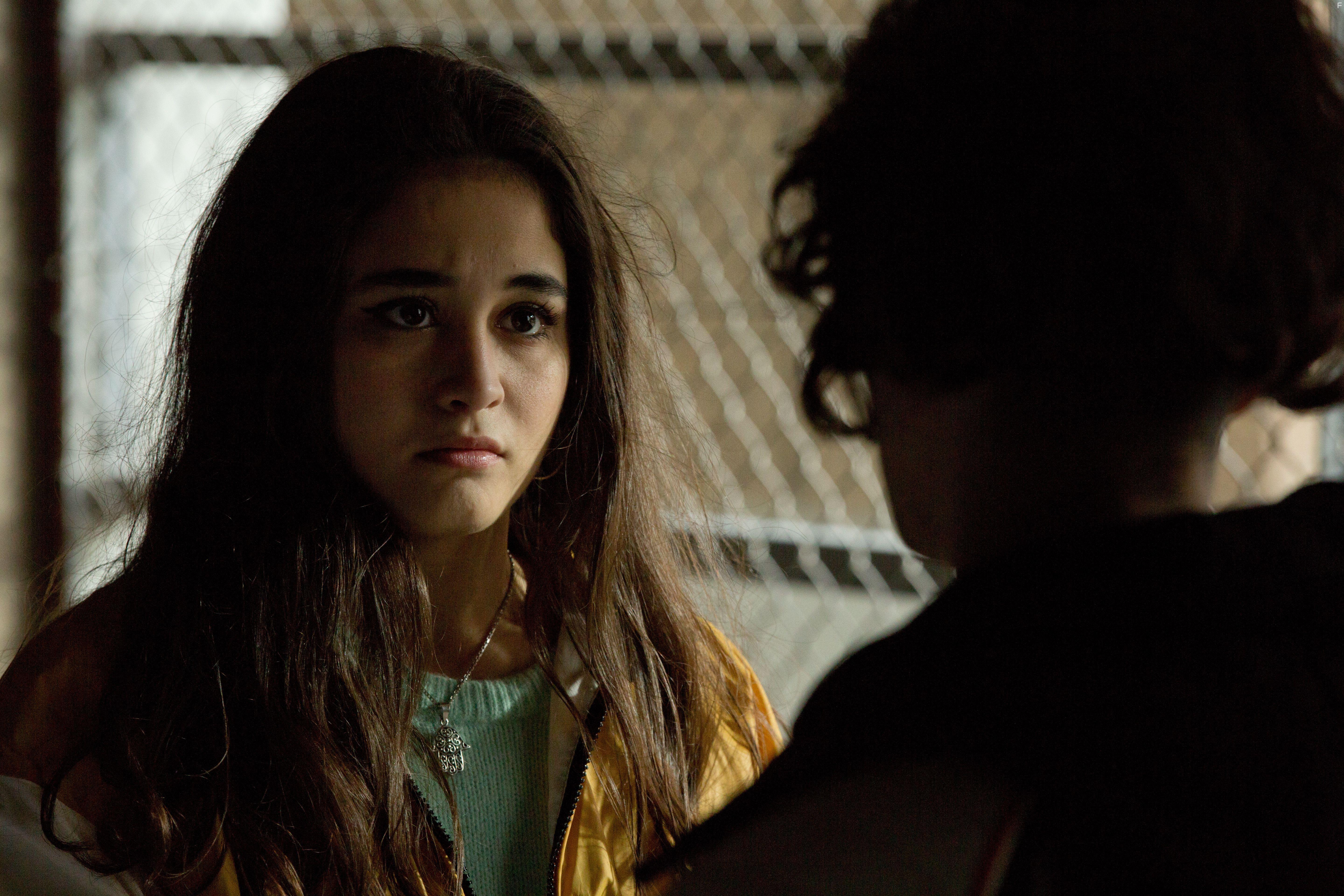 Derya Dilber and Doguhan Kabadayi in Ein Nasser Hund (2021)