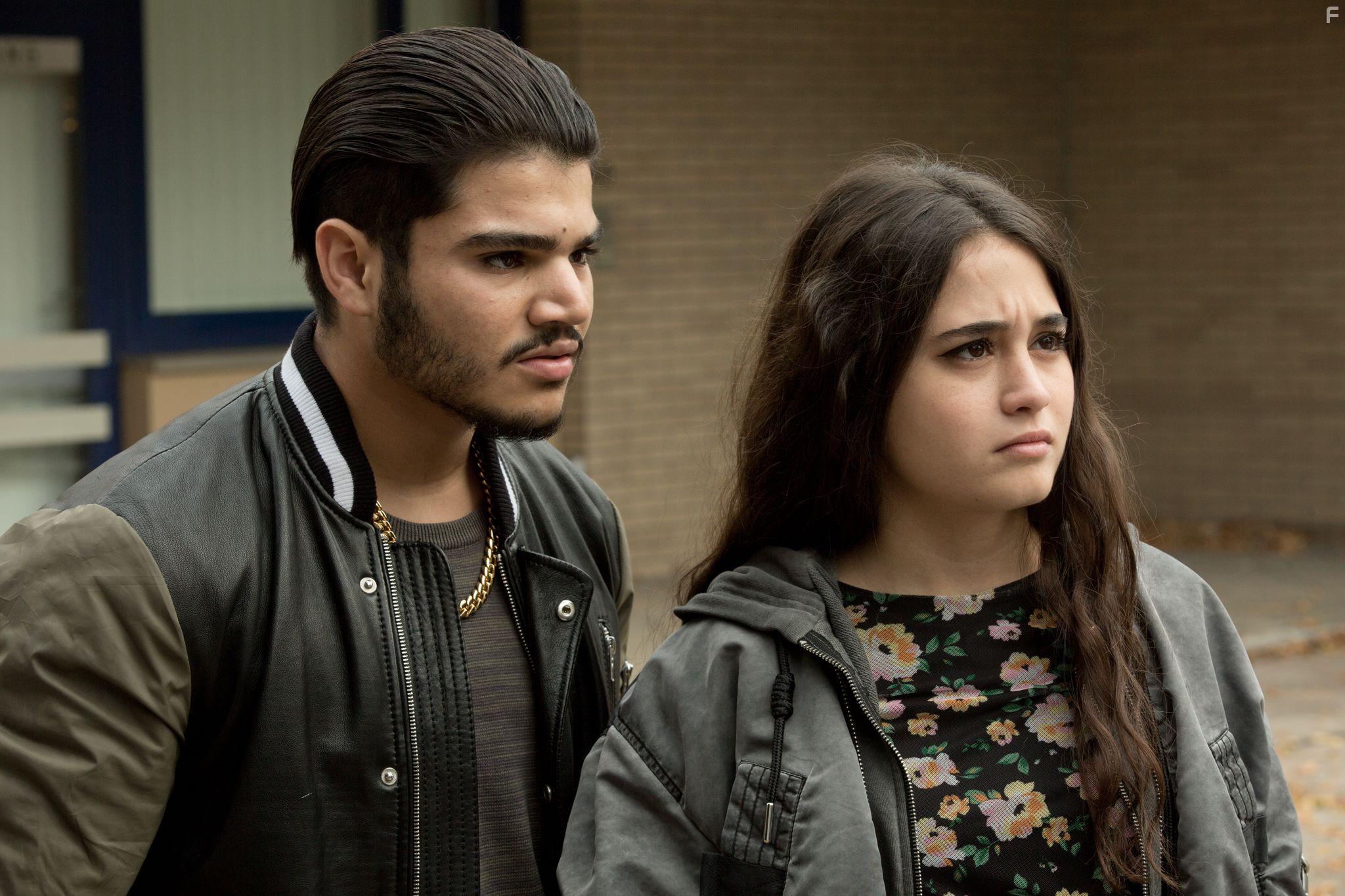 Mohammad Eliraqui and Derya Dilber in Ein Nasser Hund (2021)