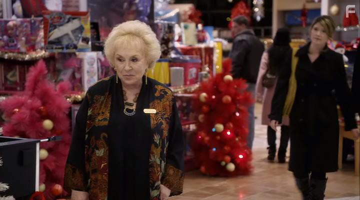Doris Roberts and Jewel Staite in Call Me Mrs. Miracle (2010)
