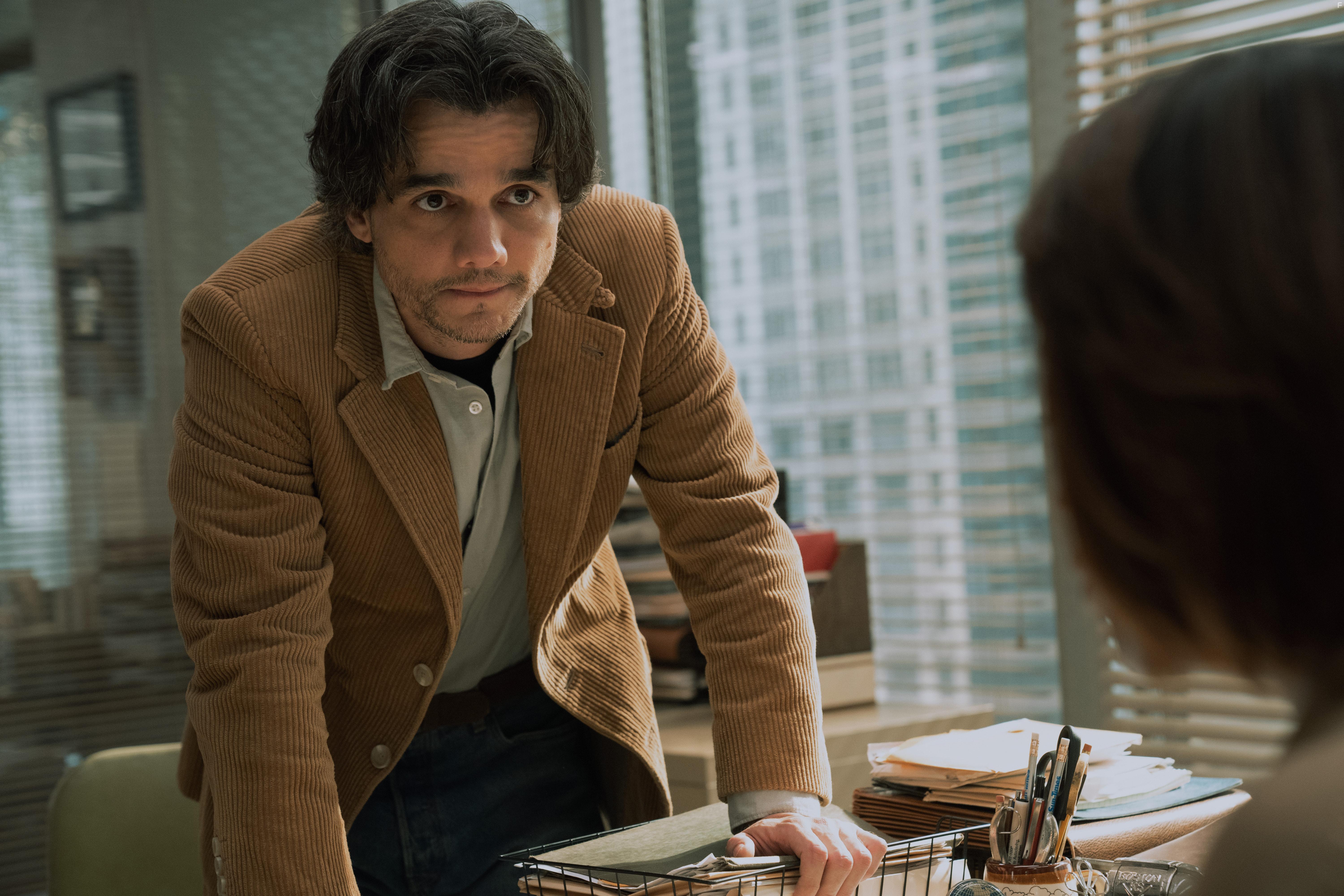 Wagner Moura in Shining Girls (2022)