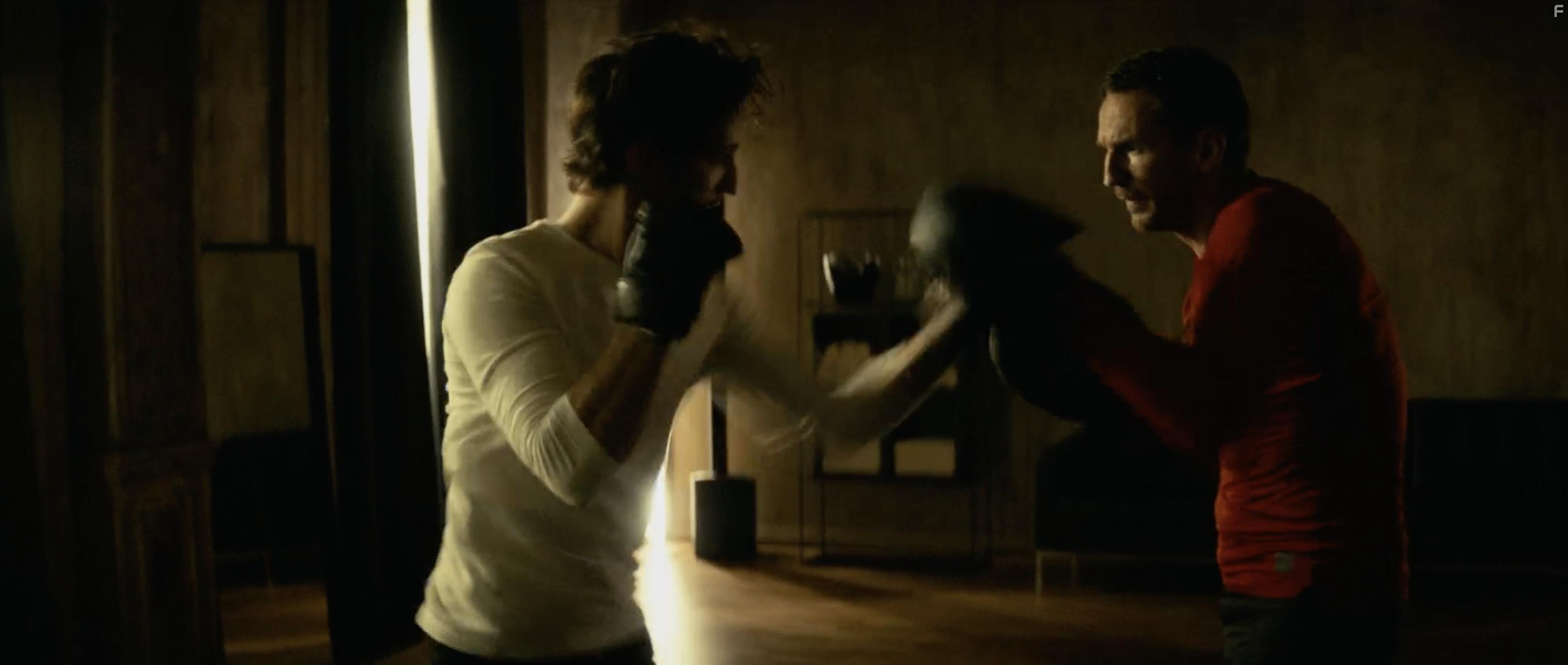 Jrme Gaspard and Pierre Niney in Goliath (2022)