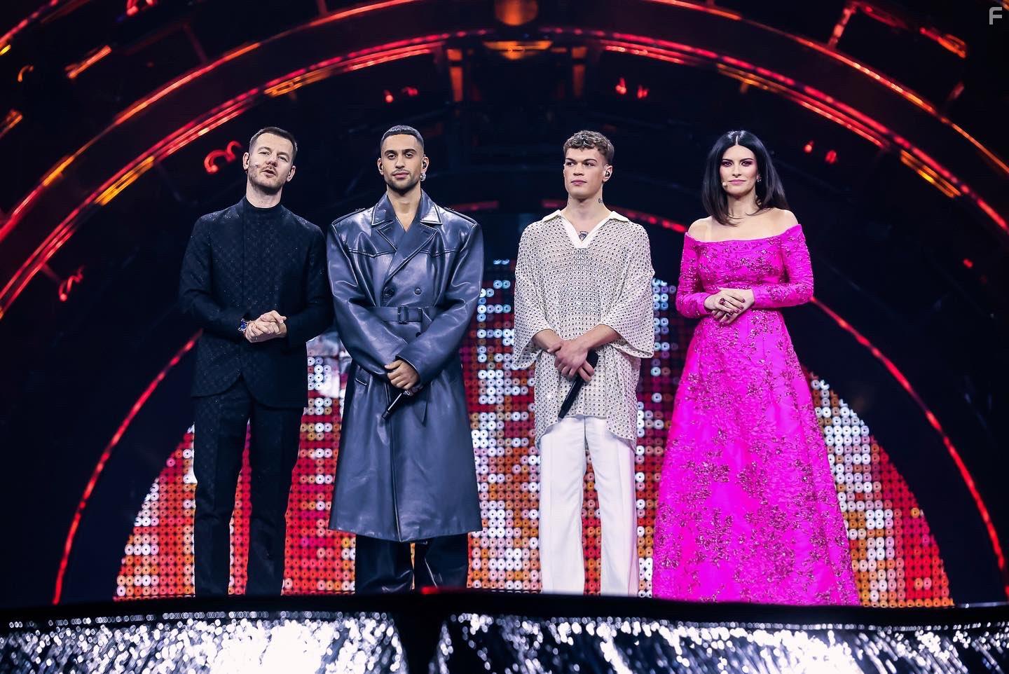 Mahmood, Riccardo Fabbriconi, Laura Pausini, and Alessandro Cattelan in Eurovision Song Contest Turin 2022 (2022)