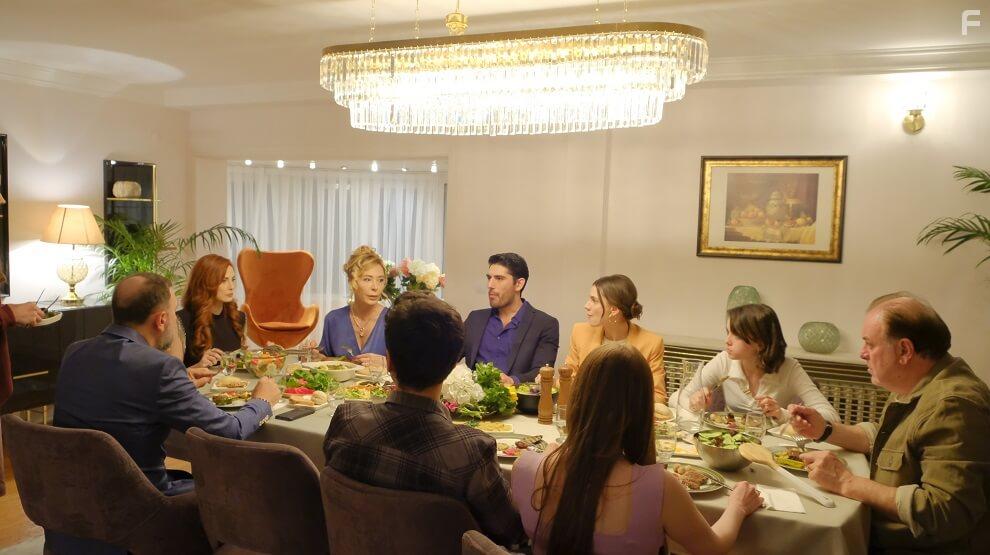 Burak Sergen, Asli Smen, Mine Tugay, Ahu Sungur, Ertugrul Postoglu, and Dogan Bayraktar in Glmse Kaderine (2022)