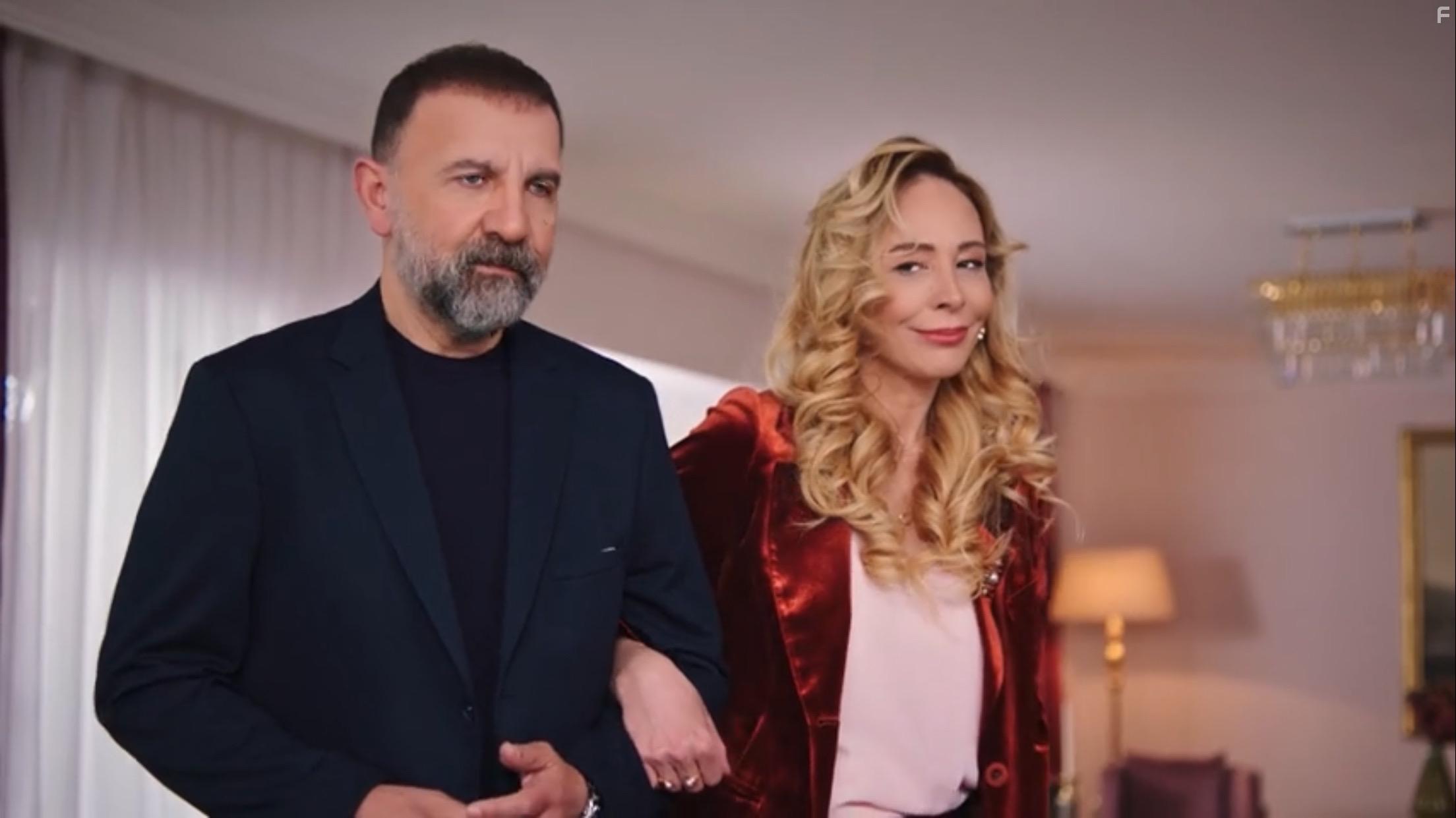 Ahu Sungur and Ertugrul Postoglu in Glmse Kaderine (2022)