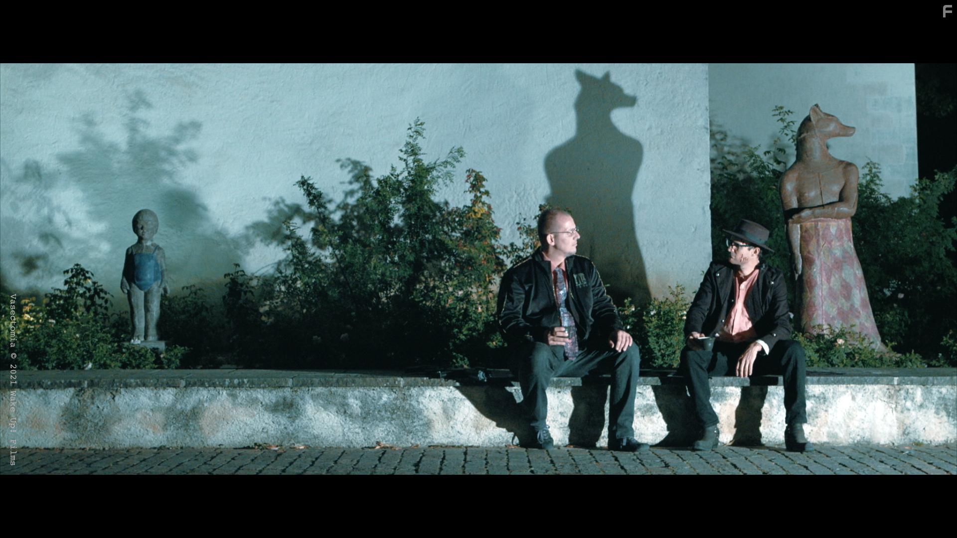 Renaud Berger and Marc Dcosterd in Vasectomia (2021)