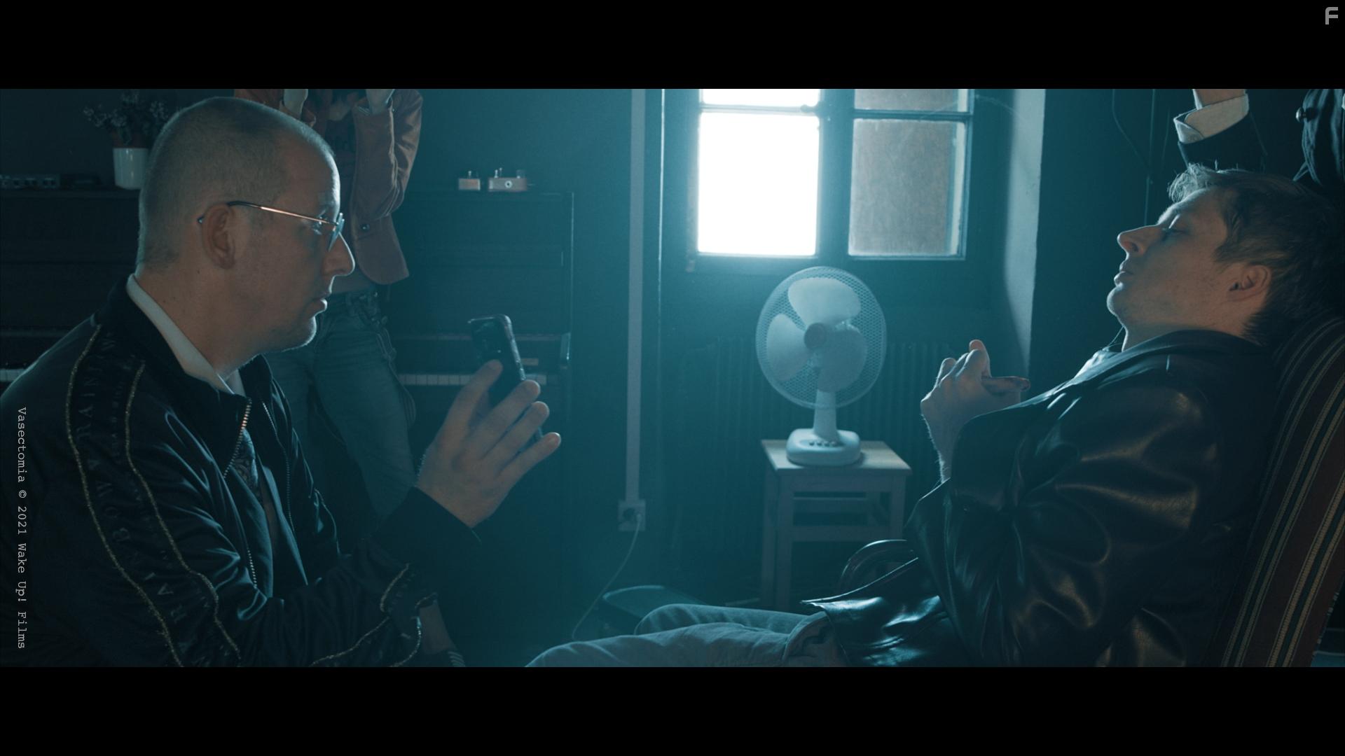 Pierric Tenthorey and Marc Dcosterd in Vasectomia (2021)