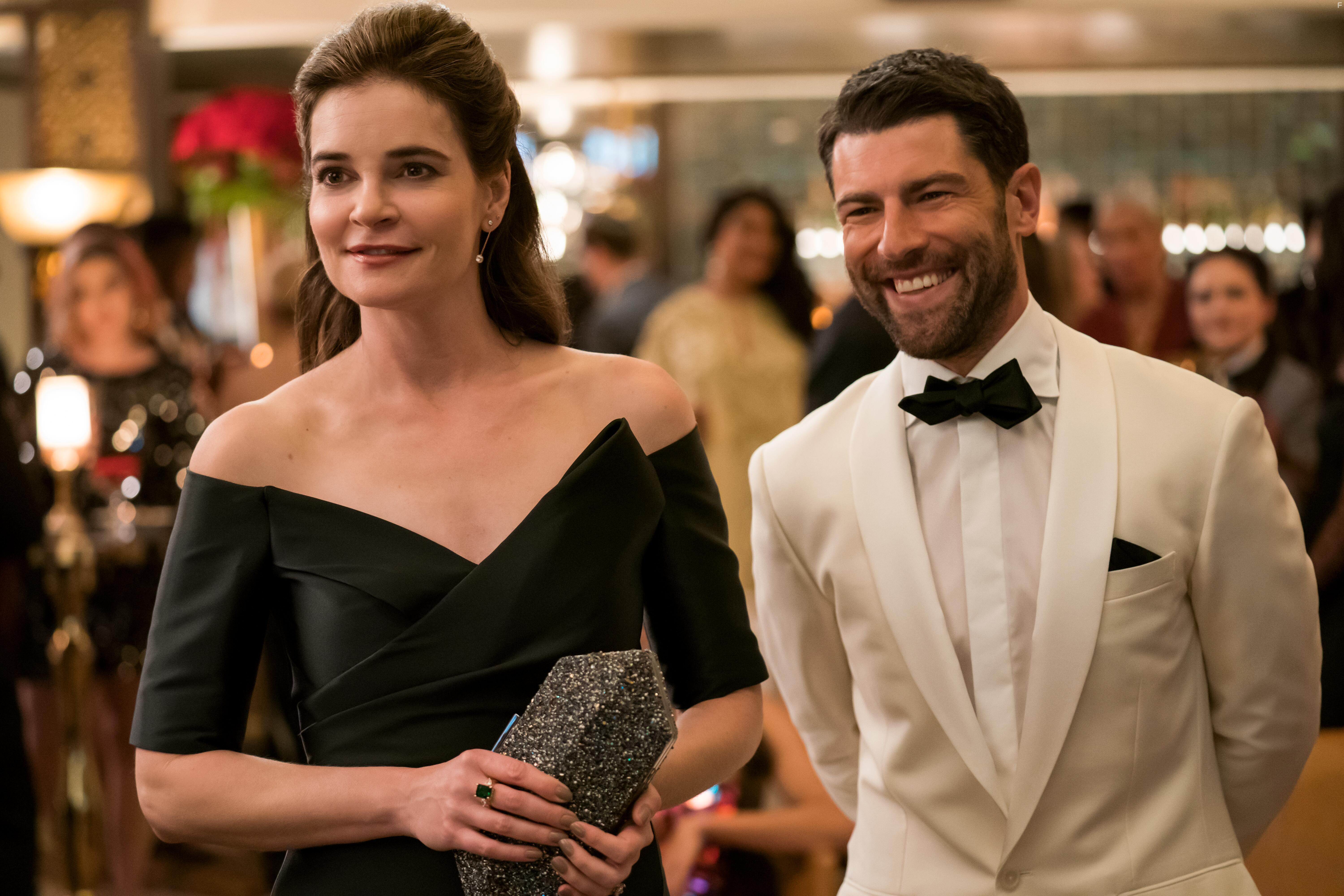 Max Greenfield and Betsy Brandt in The Valet (2022)