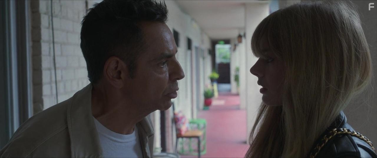 Eugenio Derbez and Samara Weaving in The Valet (2022)