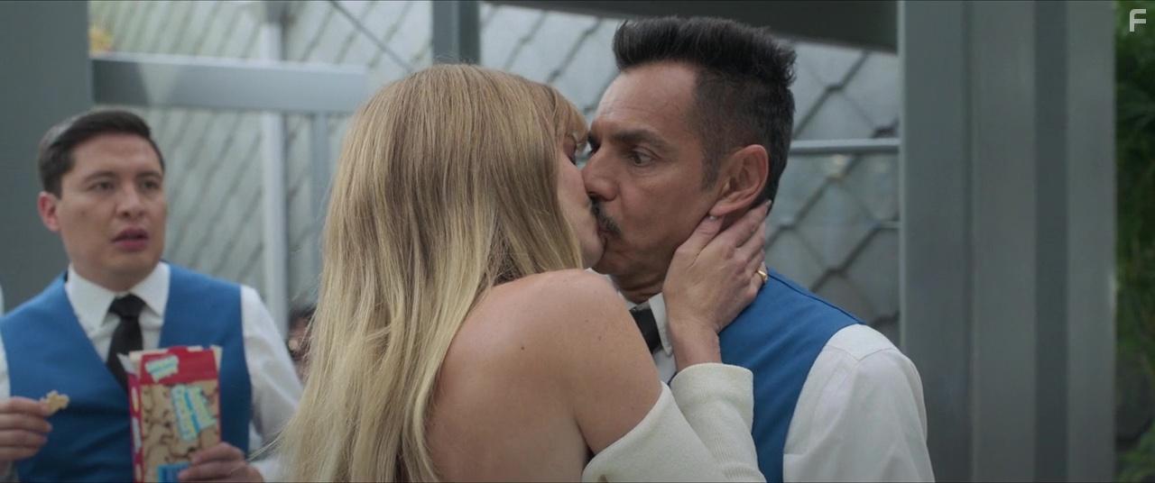 Eugenio Derbez, Armando Hernndez, and Samara Weaving in The Valet (2022)