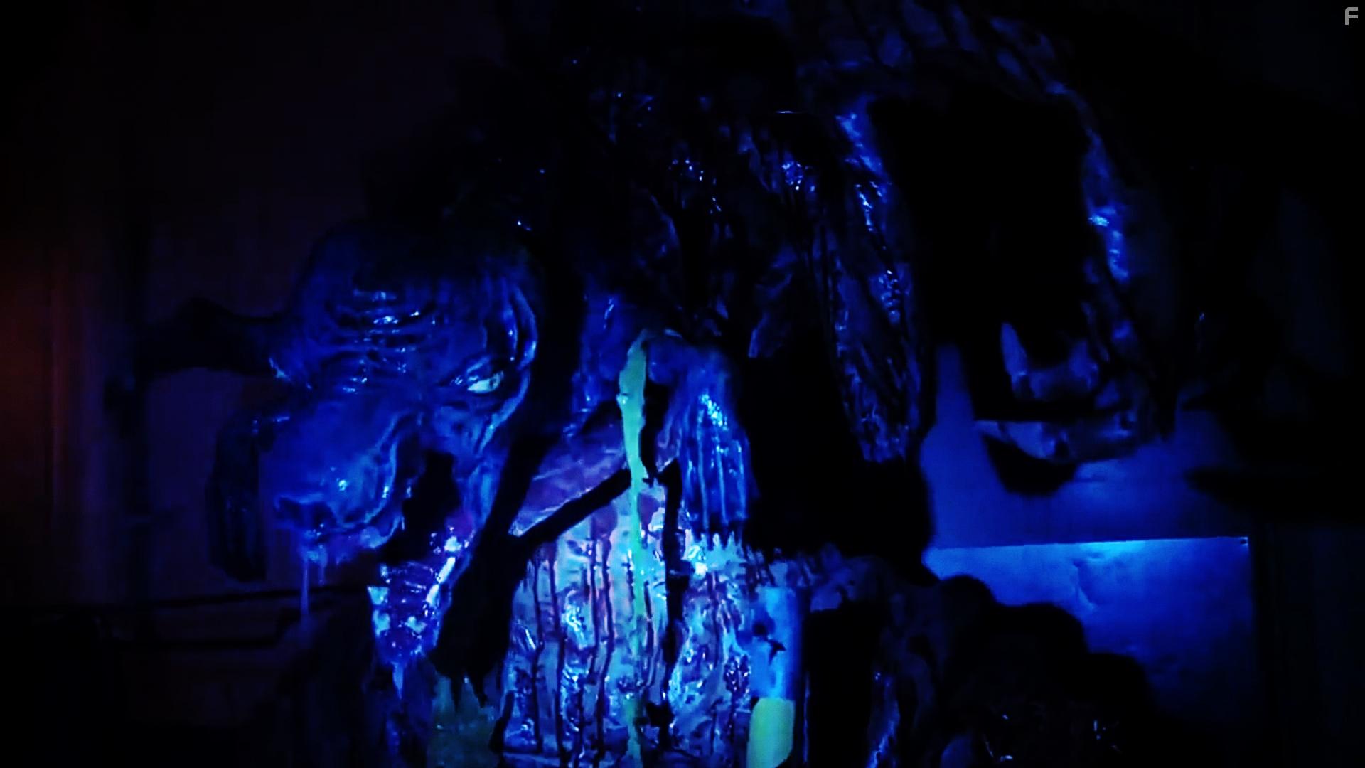 The Thing: O Regresso (2021)