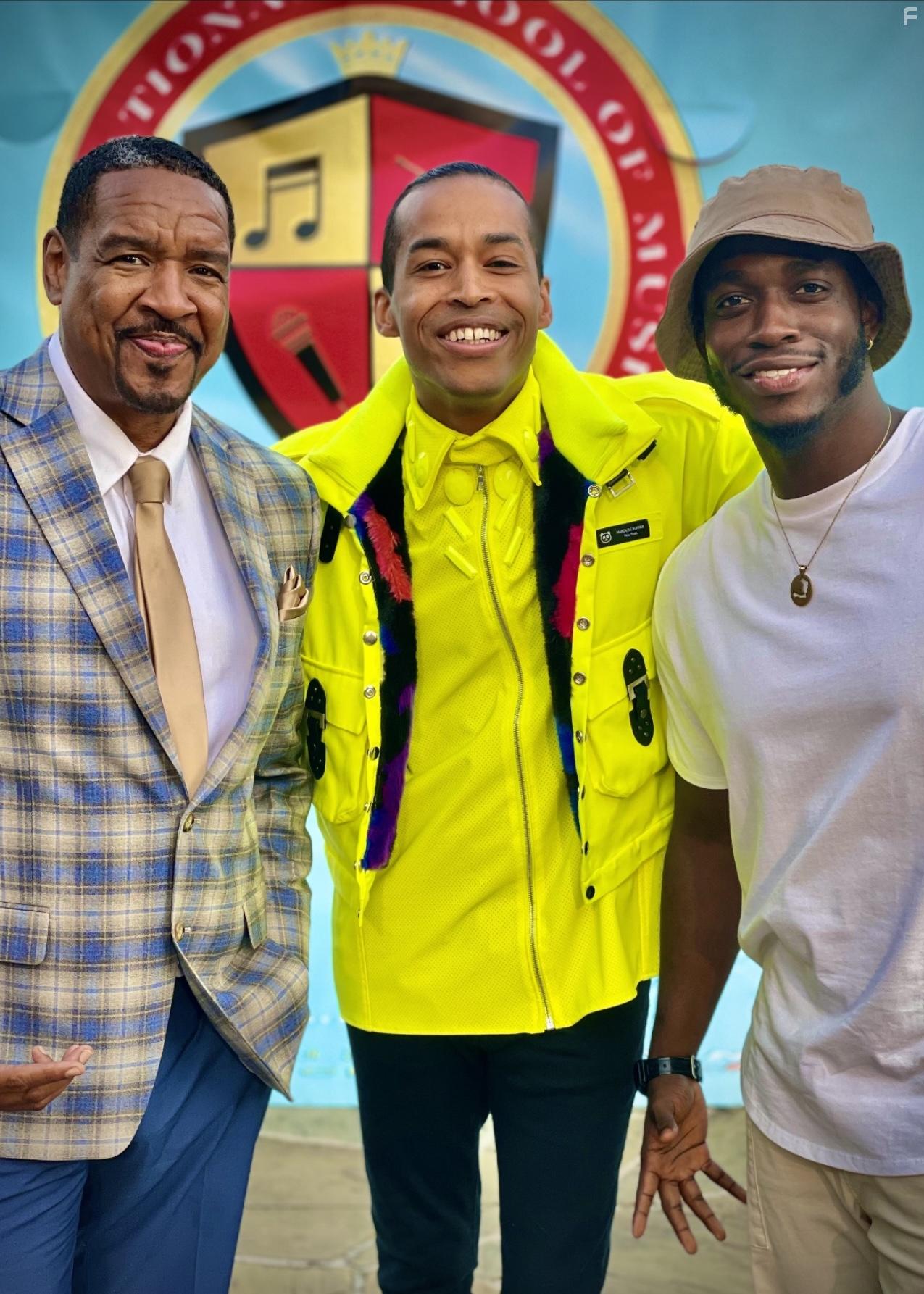 Dorien Wilson and Lorenzo Cromwell in Due Season (2022)