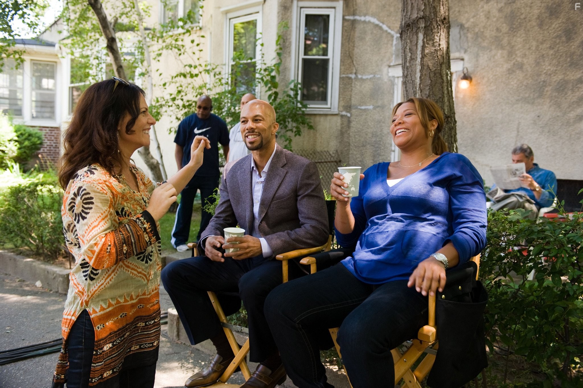 Queen Latifah, Common, and Sanaa Hamri in Просто Райт (2010)