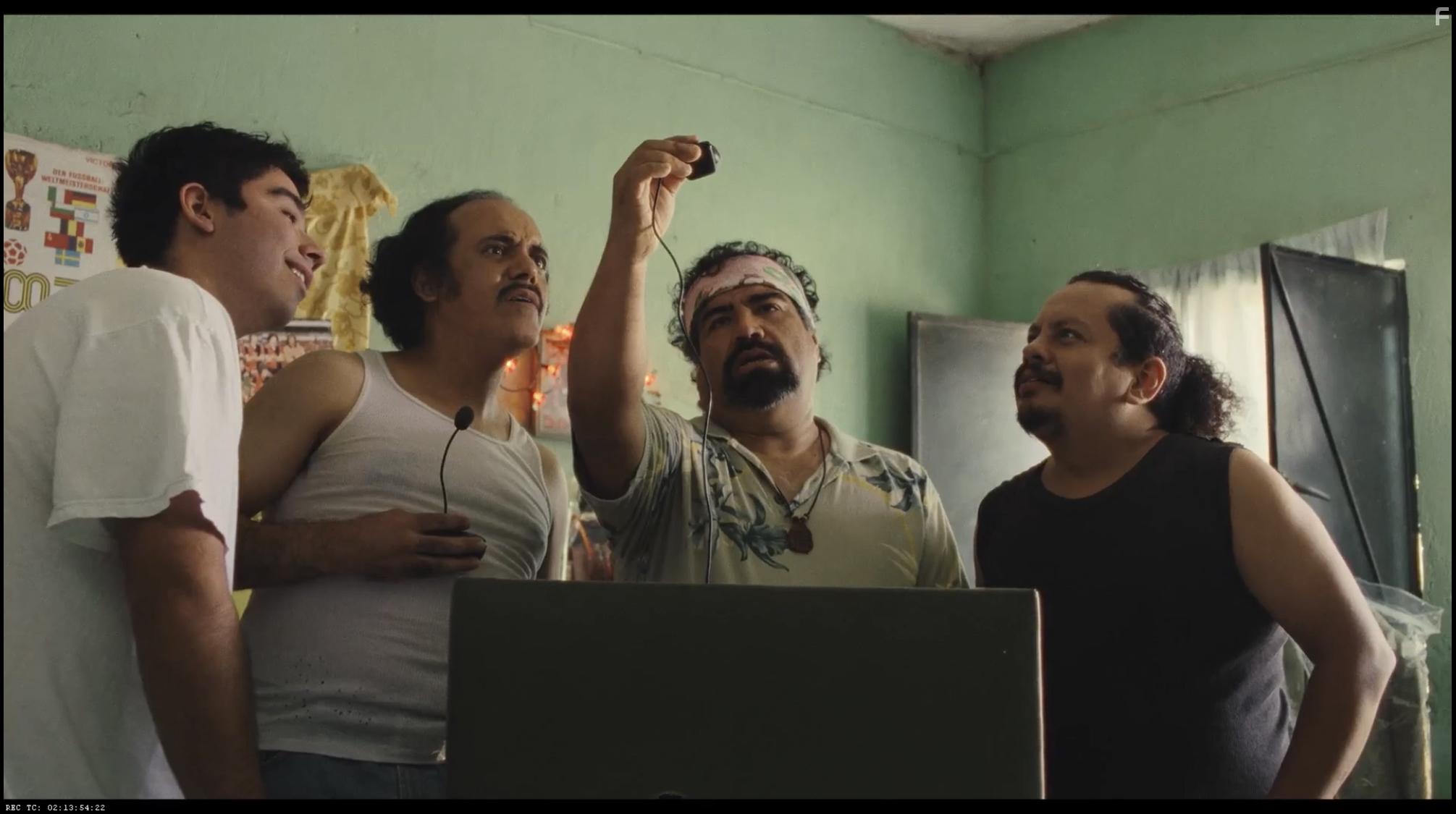 Luis Alberto Torres, Eduardo Covarrubias, Raul Lopez Echeverria, Rafa Rosas, and Francisco Santiago in Domingo (2020)