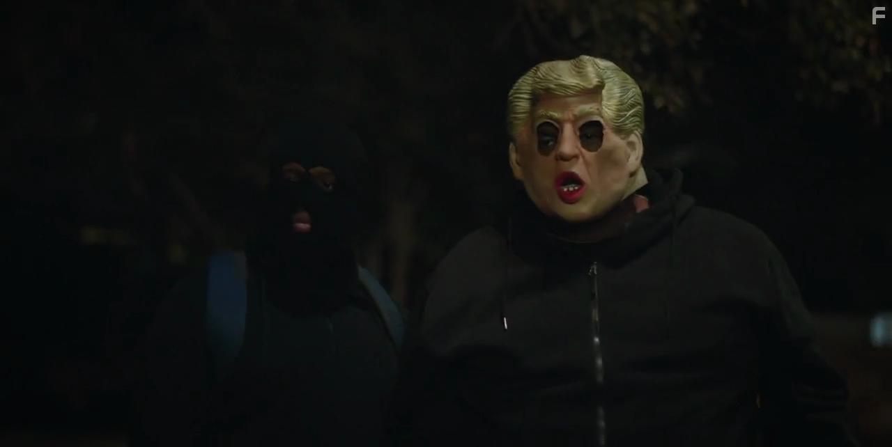 Craig Robinson and Rell Battle in Killing It (2022)