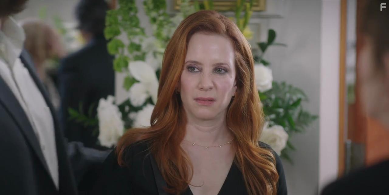 Amy Davidson in Killing It (2022)