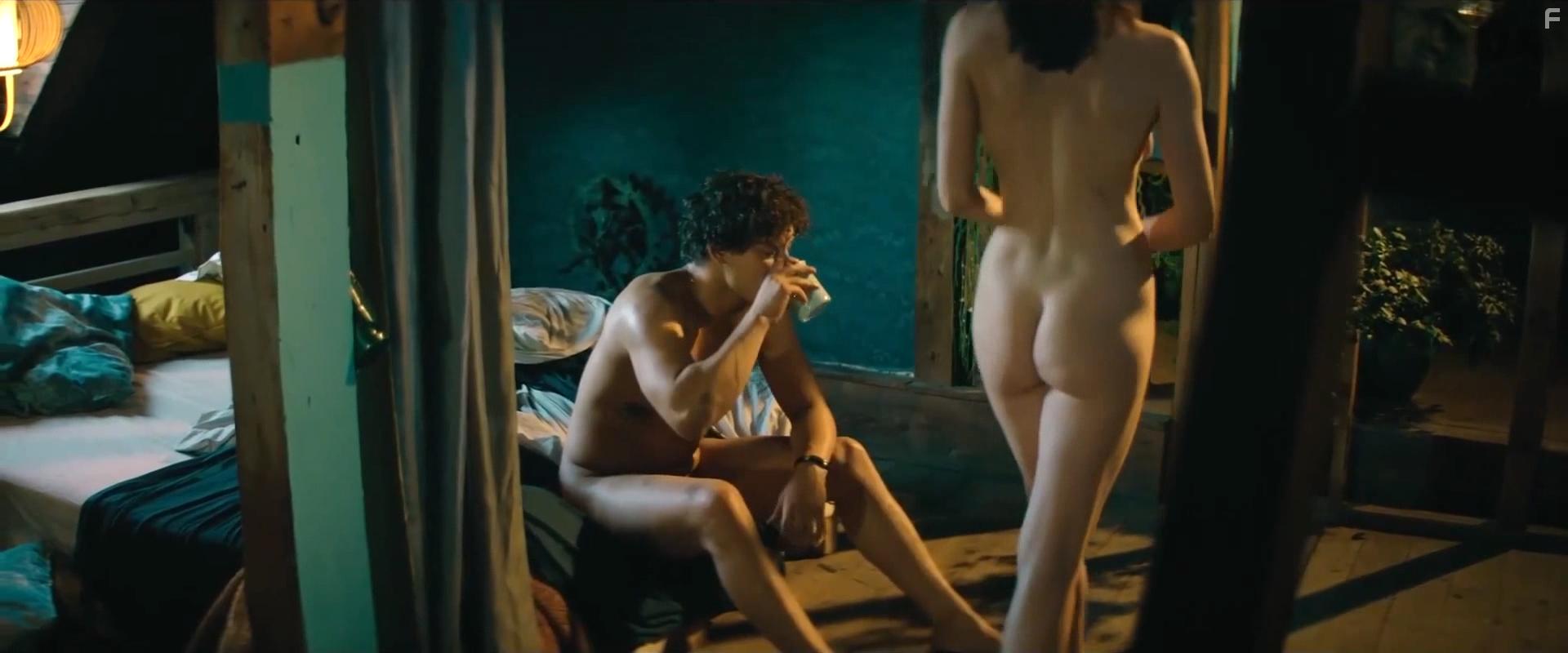 Antje Traue in Knig der Raben (2020)