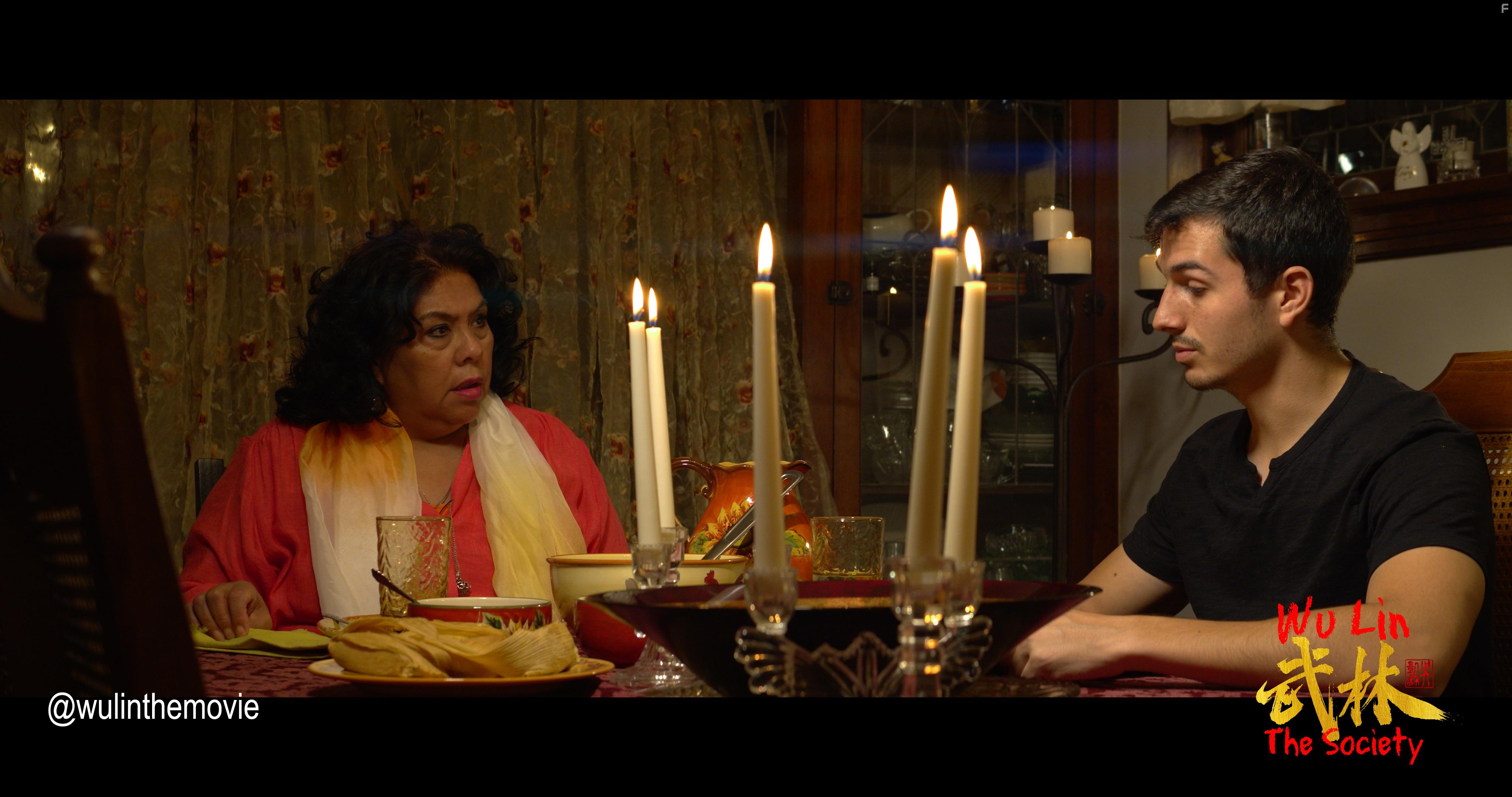 У Линь: Общество