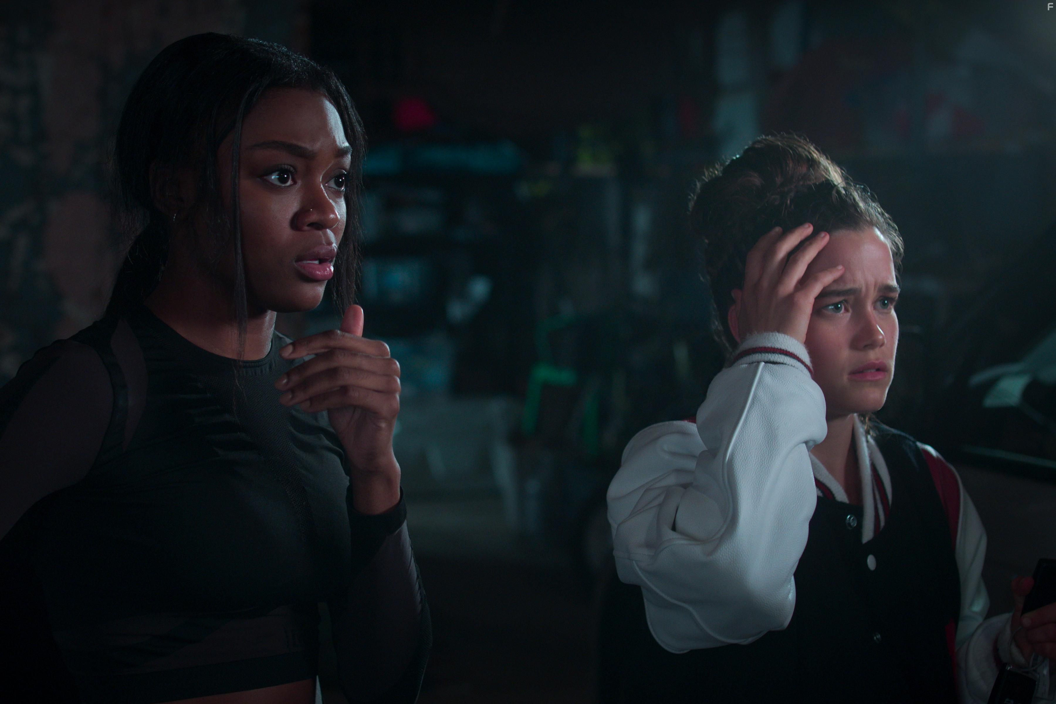 Sarah Catherine Hook and Imani Lewis in First Kill (2022)