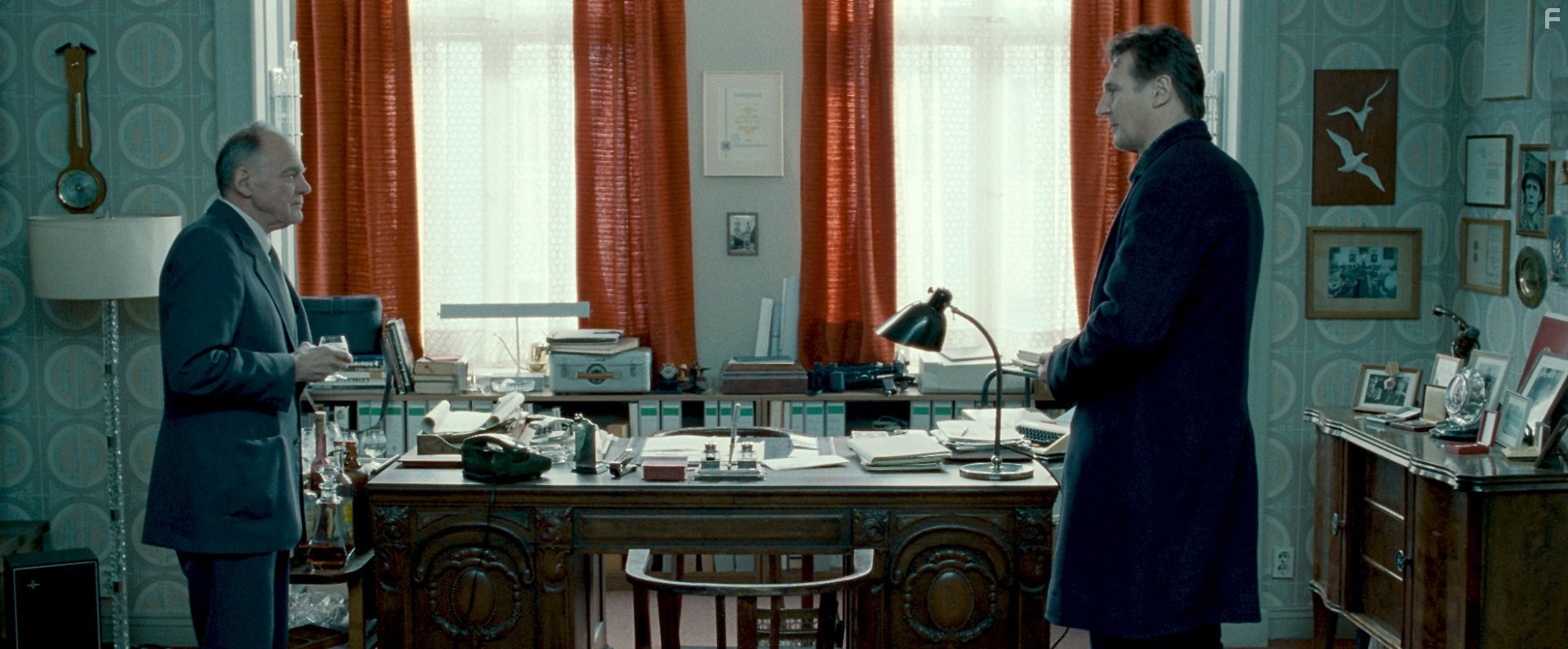 Liam Neeson and Bruno Ganz in Неизвестный (2011)