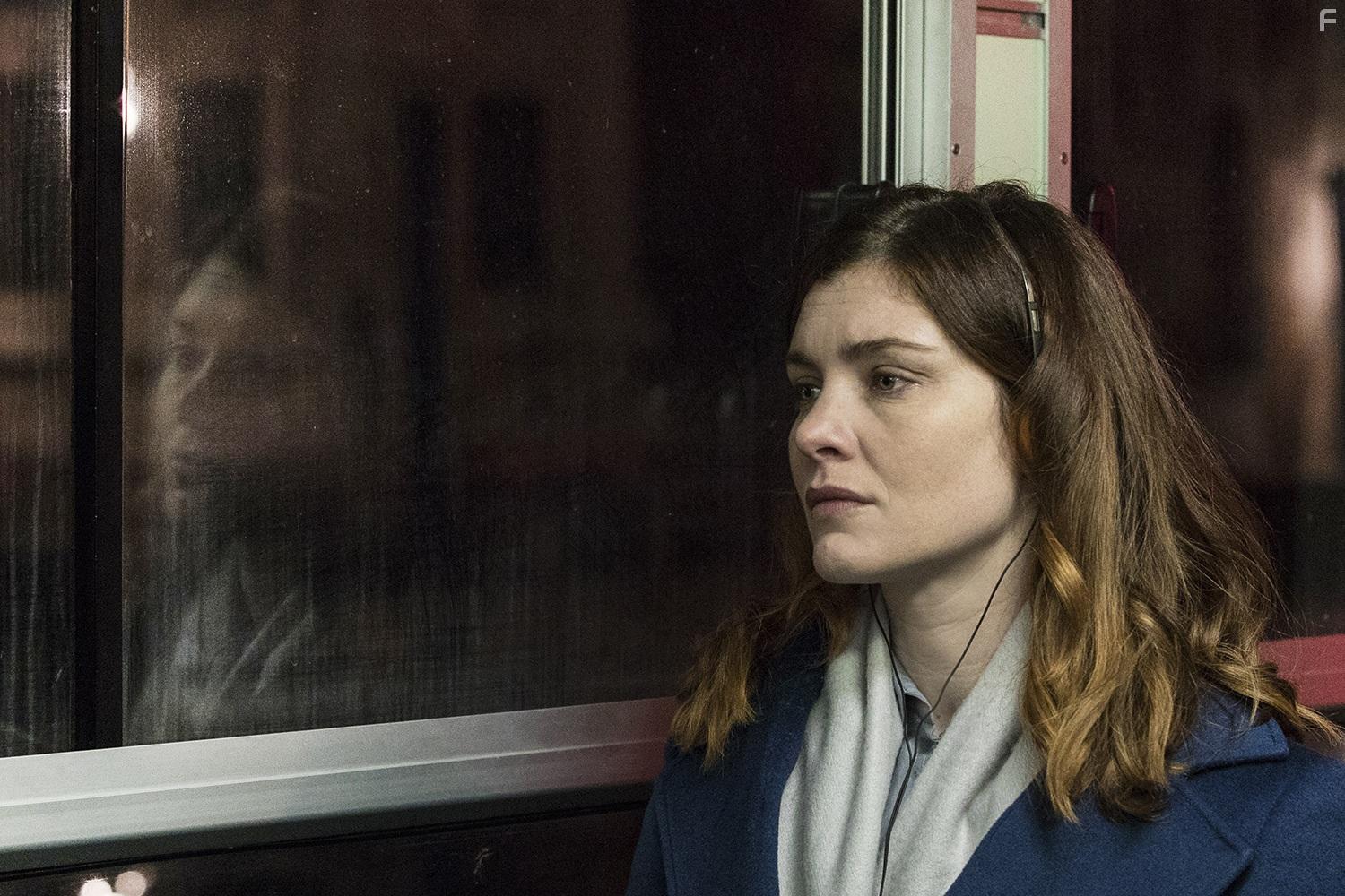 Vittoria Puccini in Non mi lasciare (2022)