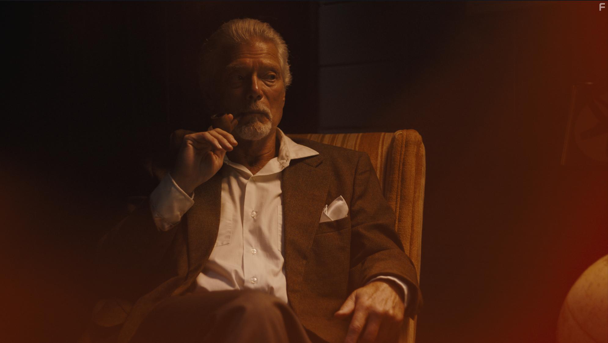 Stephen Lang in Mid-Century (2022)