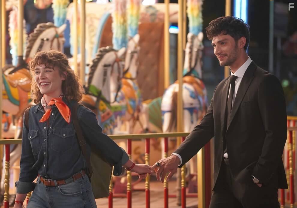 Deniz Isin and Ilhan Sen in Sevmek Zamani (2022)