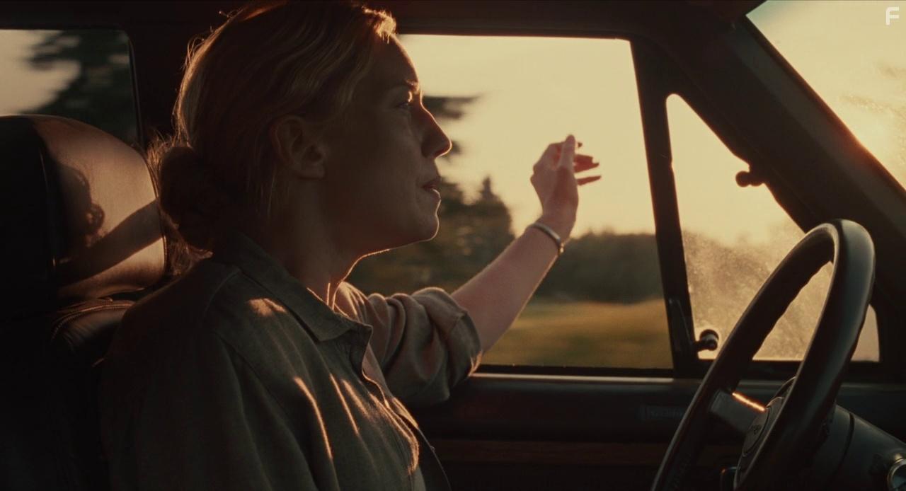 Carrie Coon in The Nest (2020)