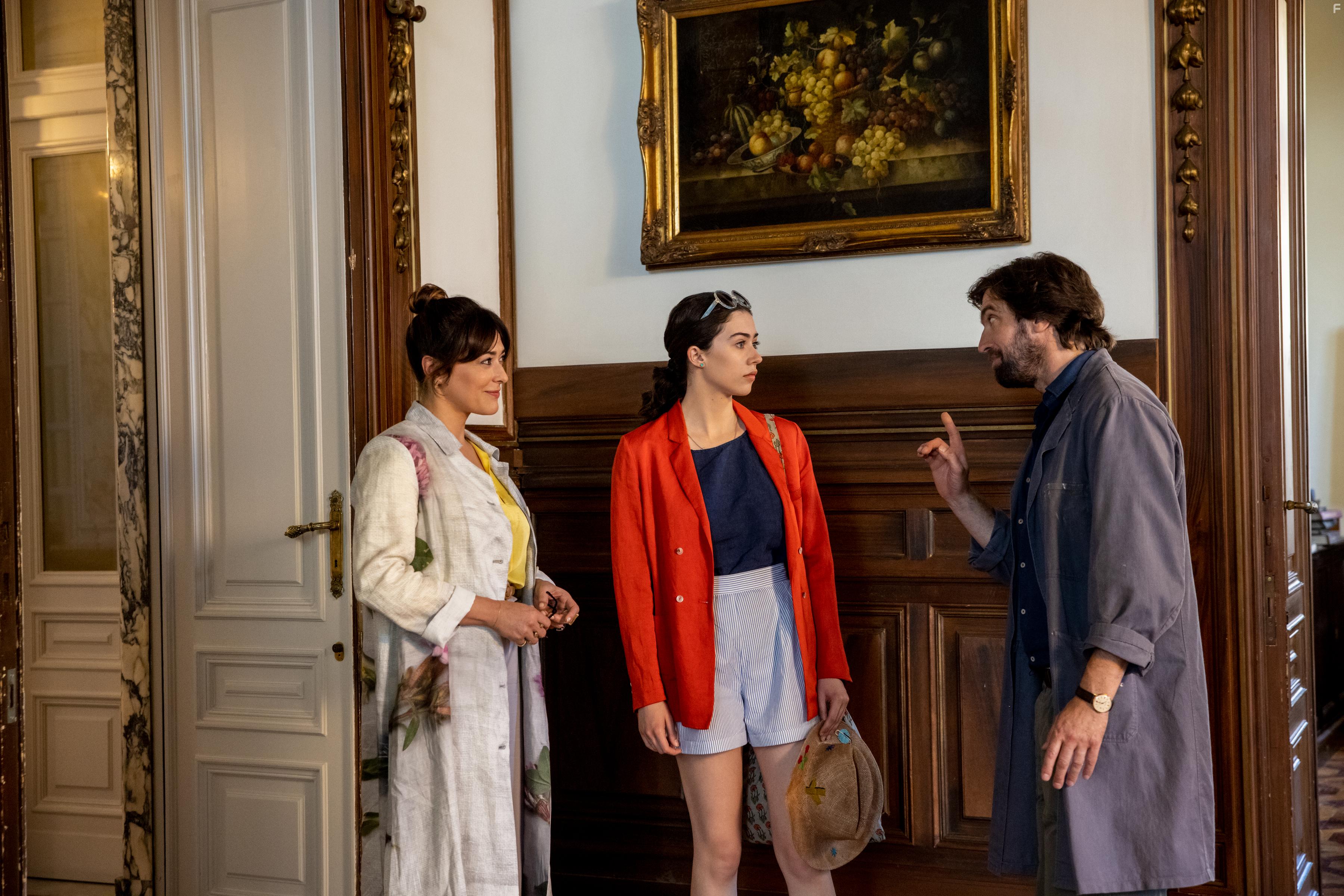 Owen McDonnell, Valentina Lodovini, Howard Riley, Fabio Zayed, and Susanna Skaggs in Love & Gelato (2022)