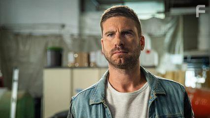 Kevin Janssens in Fair Trade (2021)